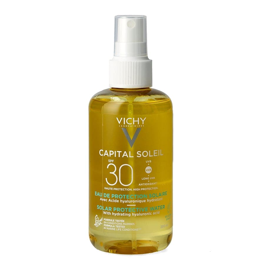 Capital Soleil Hydrating Protective Water SPF30 200 ml