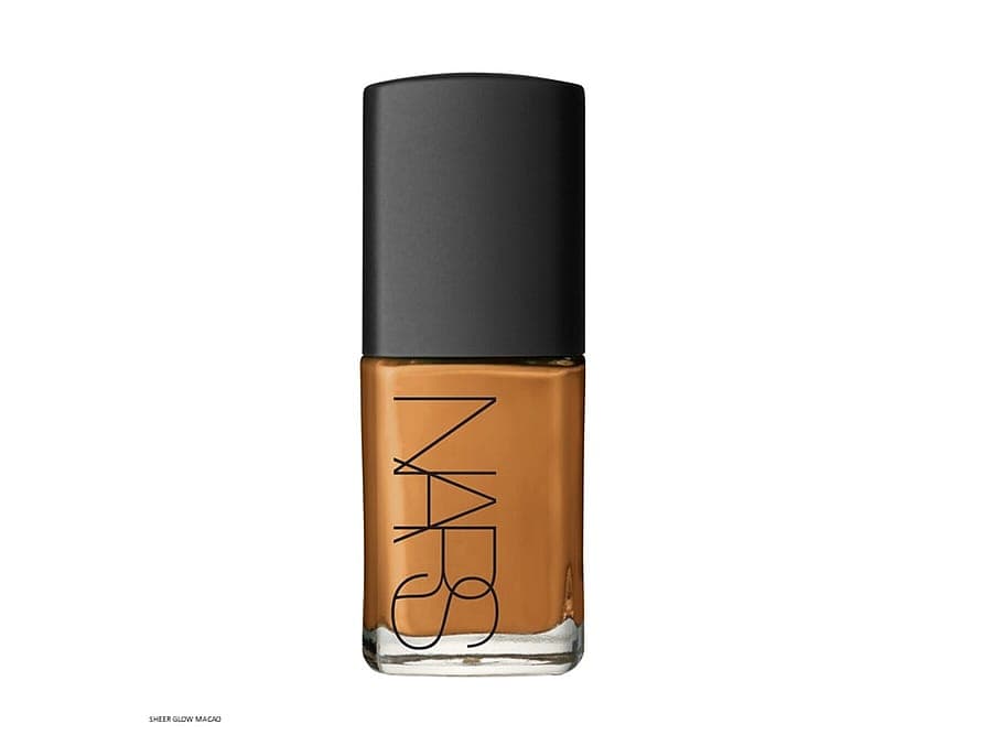 Sheer Glow Foundation Macao