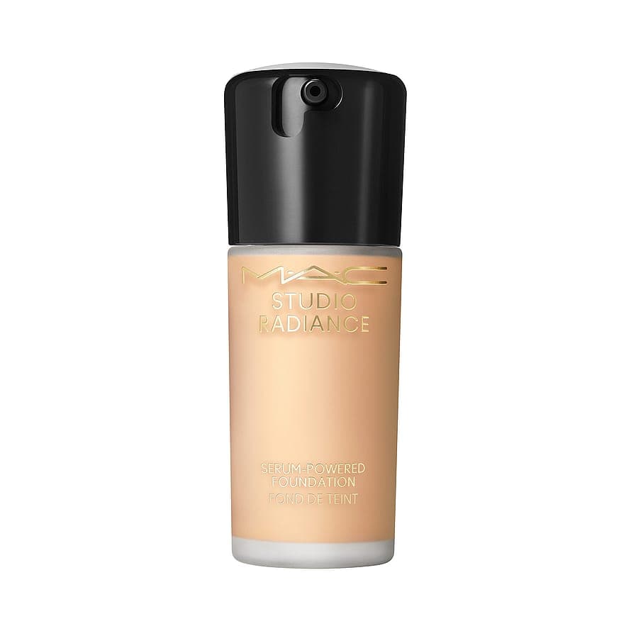 Studio Radiance Serum Powered Foundation NC18
