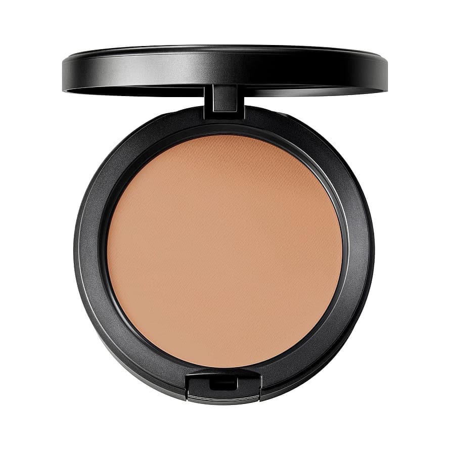 Studio Fix Plus Powder Foundation NW18