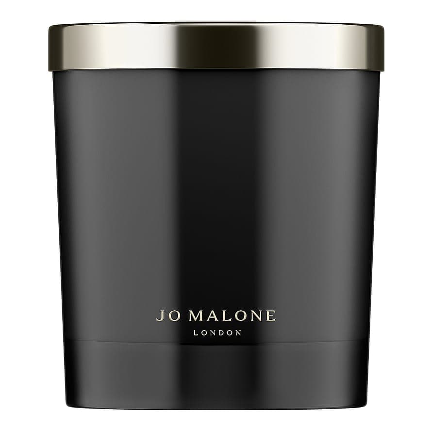 Velvet Rose & Oud Scented Candle 200 g