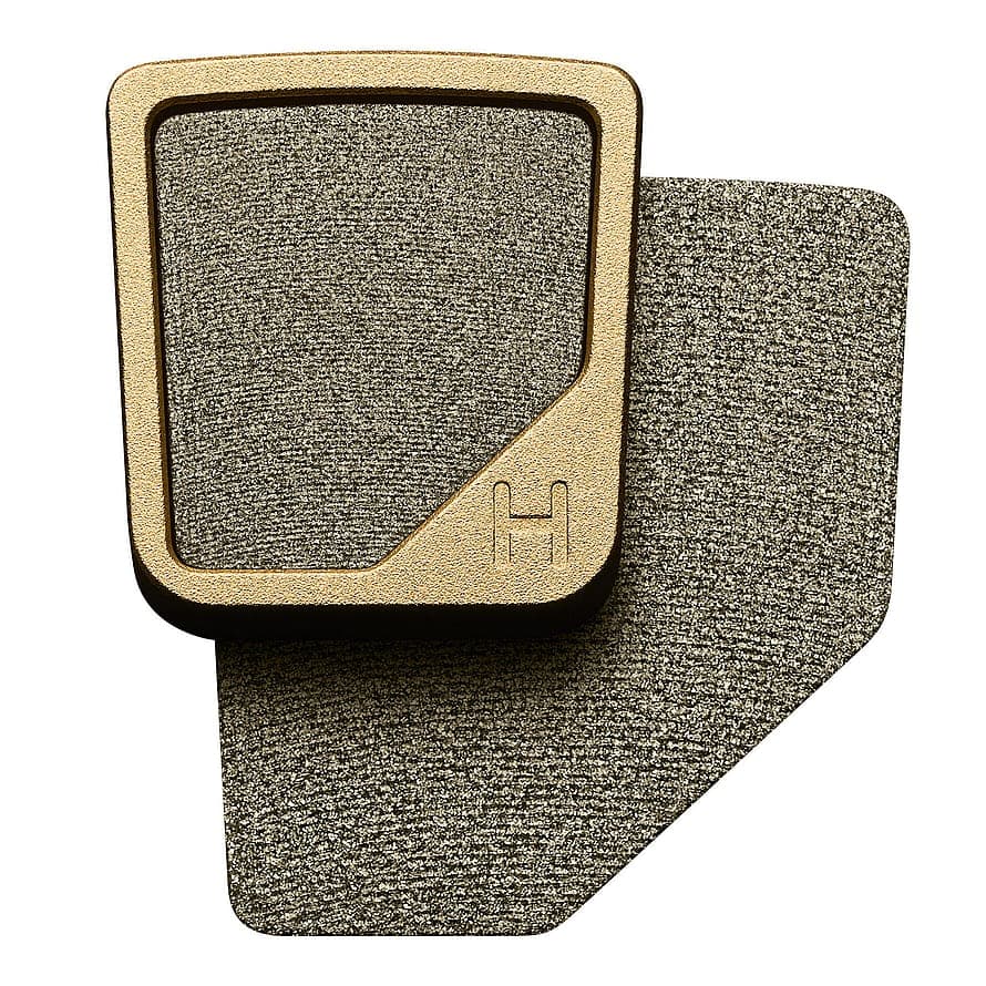 Curator Eyeshadow Bid