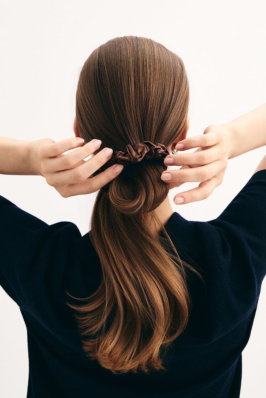 Silk Scrunchie Brown