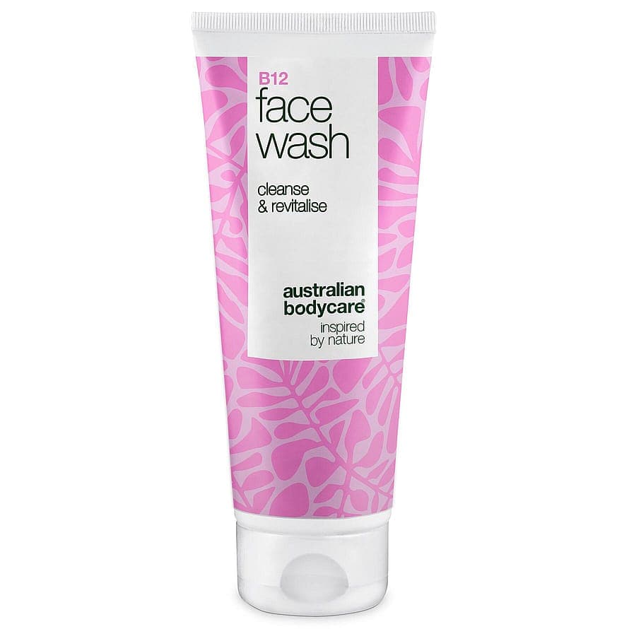 Vitamin B12 Face Wash – Daily Cleanser For Soft, Glowing And Hydrated Skin 100 ml