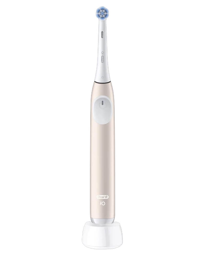 Oral B Io Series 2 100% Cleaner Teeth