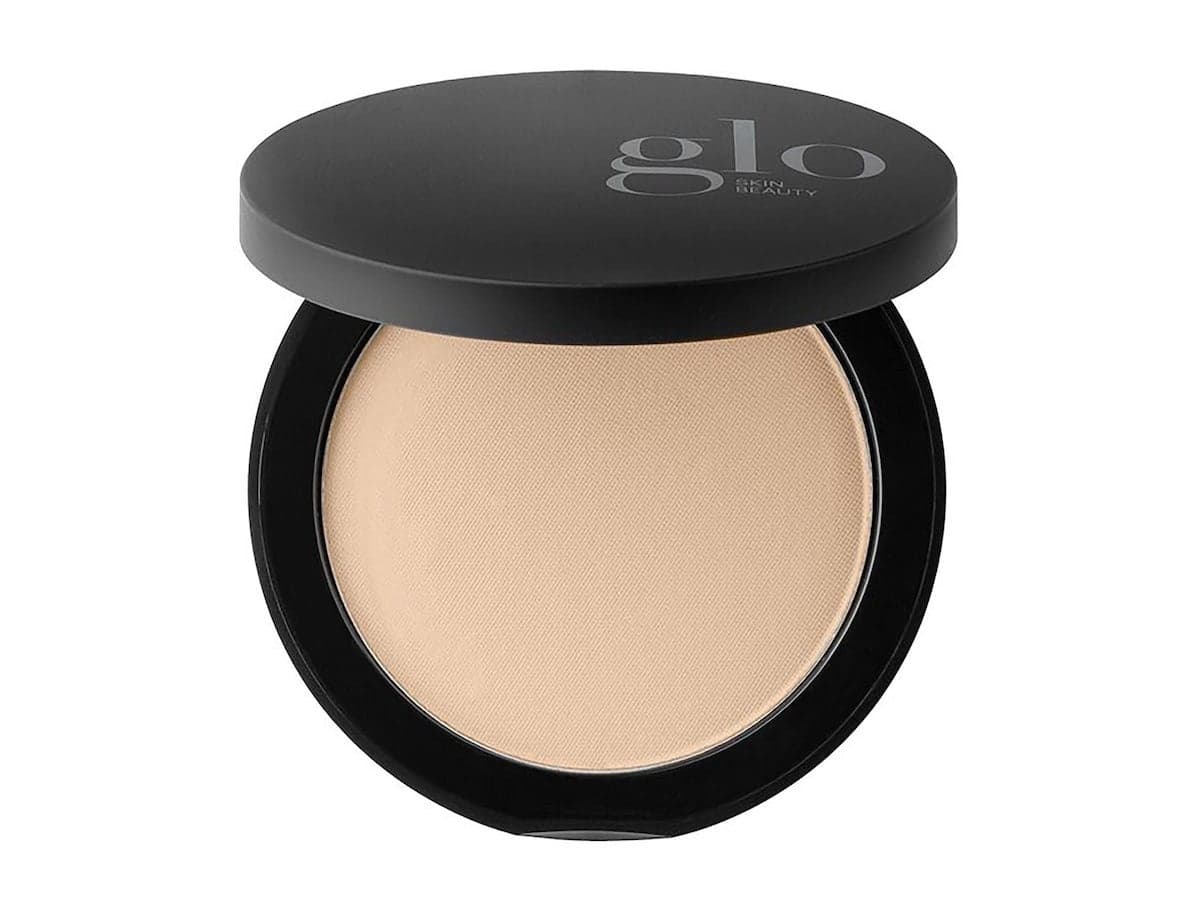 Glo Skin Beauty Pressed Base Natural Medium - 9 g